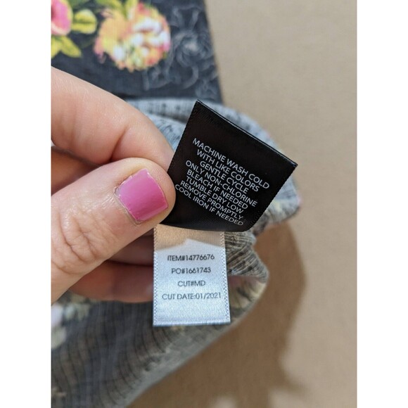 Torrid Womens Gray Pink Peach Flower Floral Lace Smock Ruffle Sleeve Top Size 1 - Picture 8 of 11